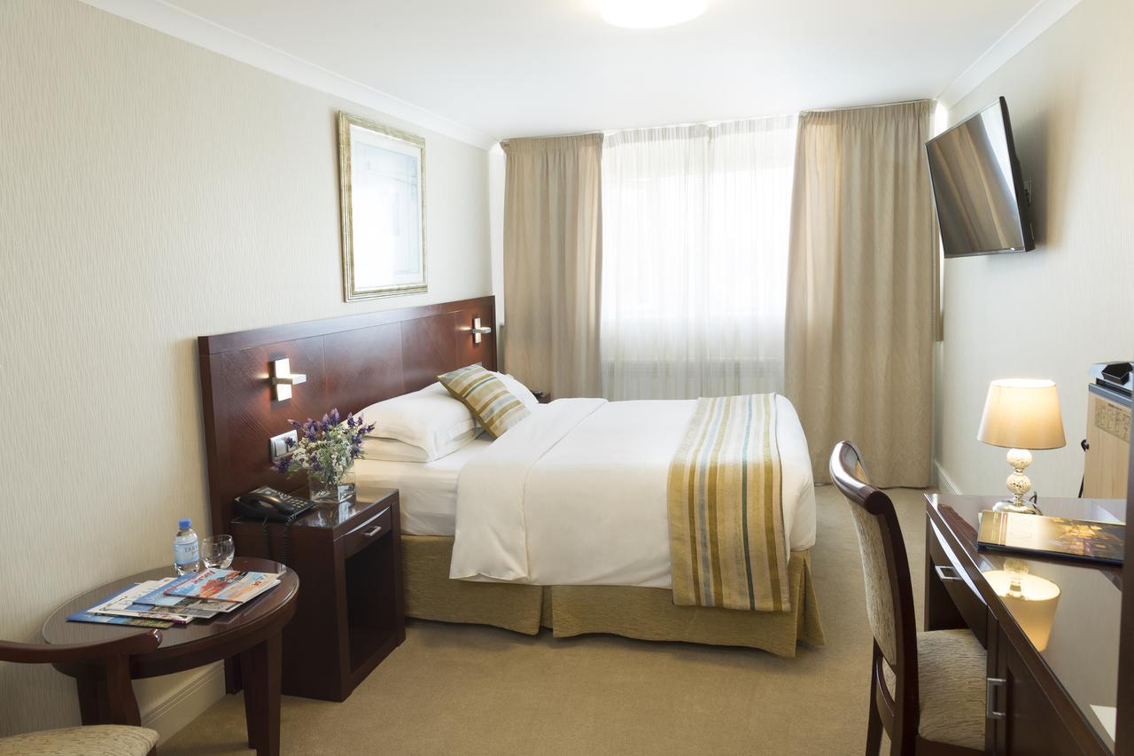 Hotel Savoy Saint Helier Jersey Exterior foto